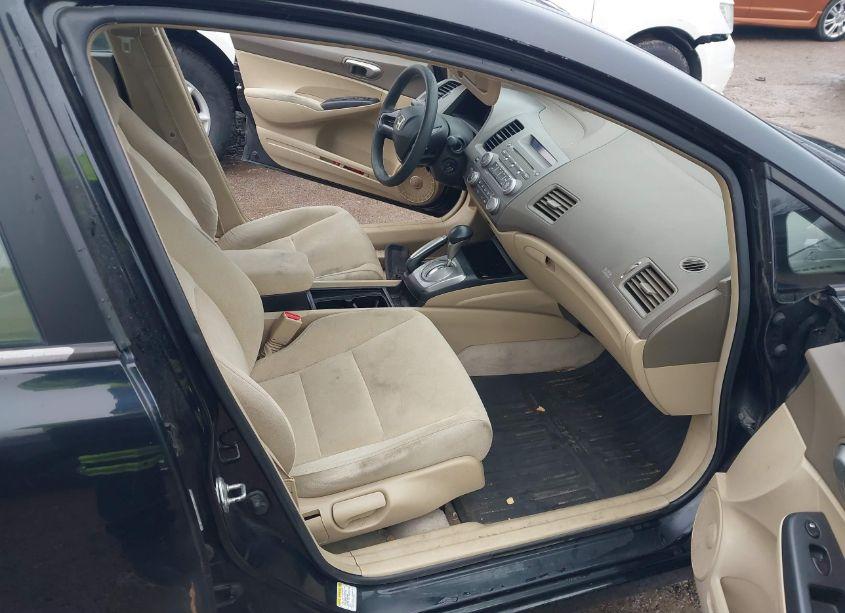 Photo 5 of 2006 Honda Civic LX (VIN 1HGFA16576L115493)