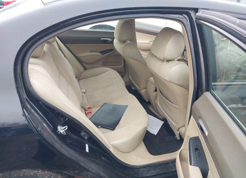 Photo 8 of 2006 Honda Civic LX (VIN 1HGFA16576L115493)