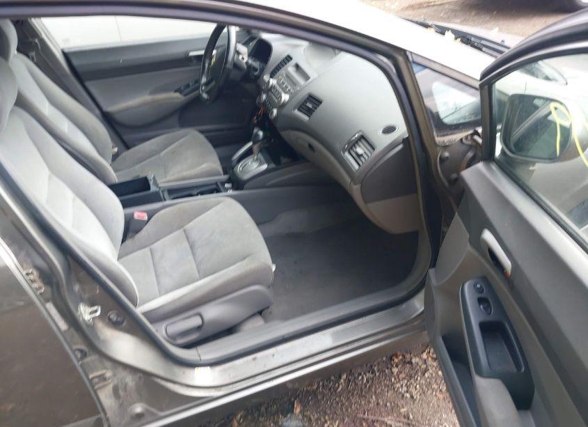 Photo 5 of 2007 Honda Civic LX (VIN 1HGFA16577L020370)