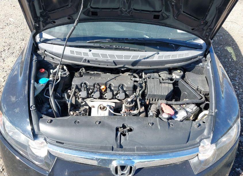 Photo 10 of 2007 Honda Civic LX (VIN 1HGFA16577L077717)