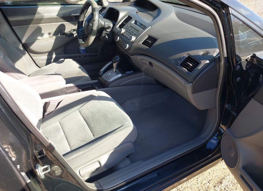 Photo 5 of 2007 Honda Civic LX (VIN 1HGFA16577L077717)