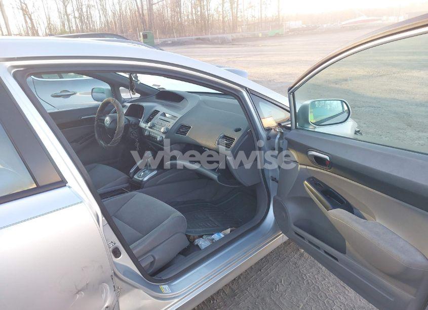 Photo 5 of 2007 Honda Civic LX (VIN 1HGFA16577L097840)