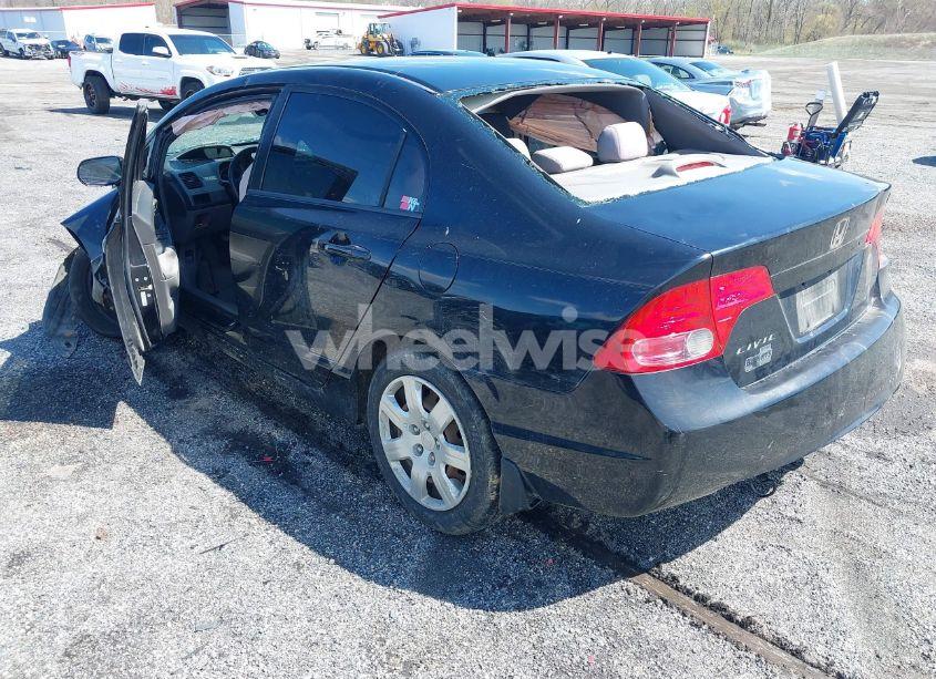 Photo 3 of 2007 Honda Civic LX (VIN 1HGFA16577L134935)