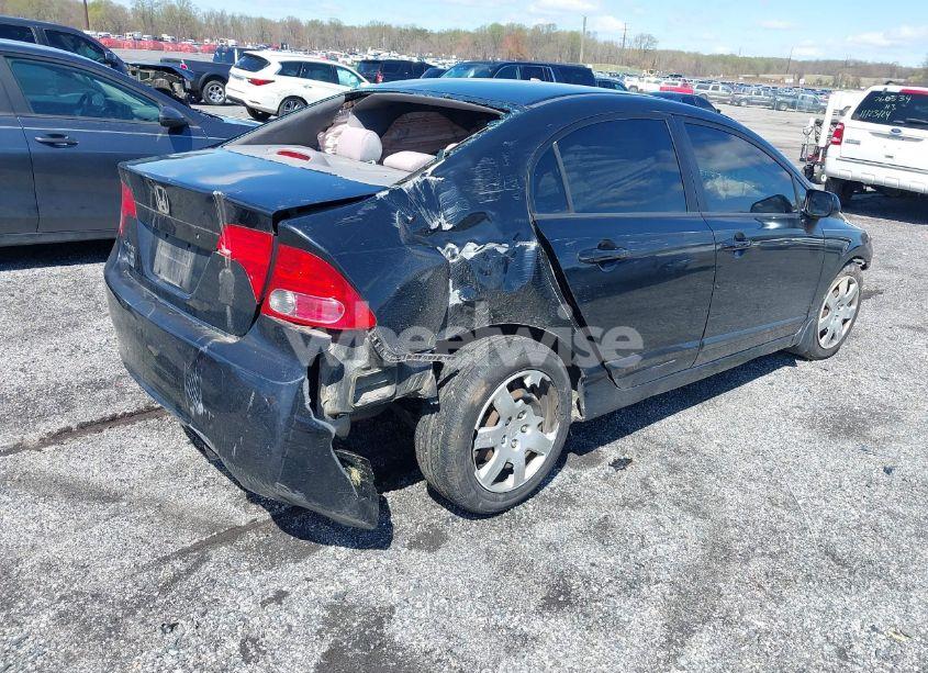 Photo 4 of 2007 Honda Civic LX (VIN 1HGFA16577L134935)