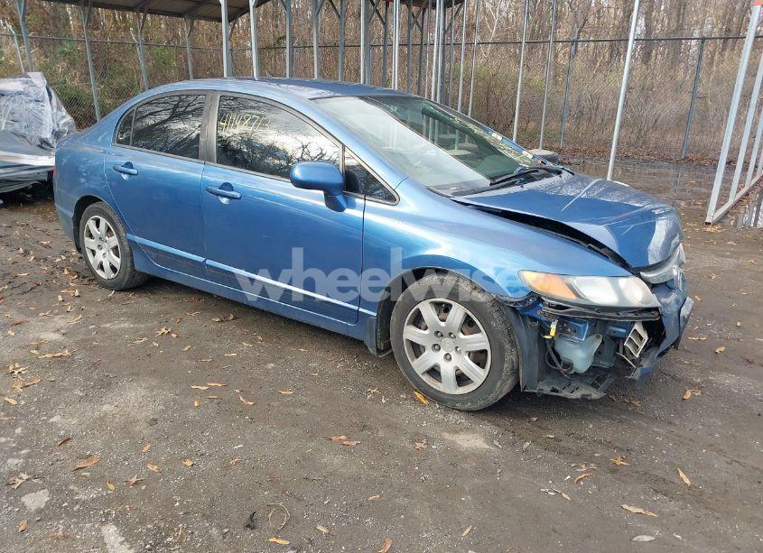 2008 Honda Civic LX (VIN 1HGFA16578L086015) main photo