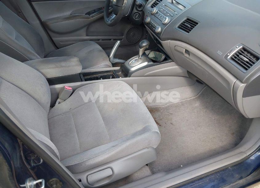 Photo 5 of 2008 Honda Civic LX (VIN 1HGFA16578L101113)