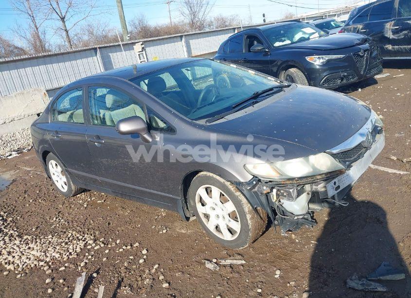 2009 Honda Civic LX (VIN 1HGFA16579L025670) main photo