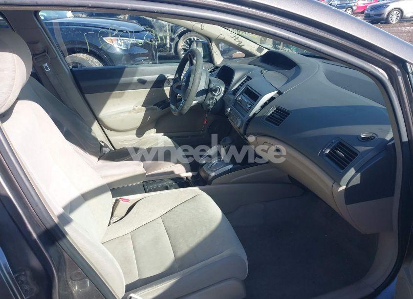 Photo 5 of 2009 Honda Civic LX (VIN 1HGFA16579L025670)