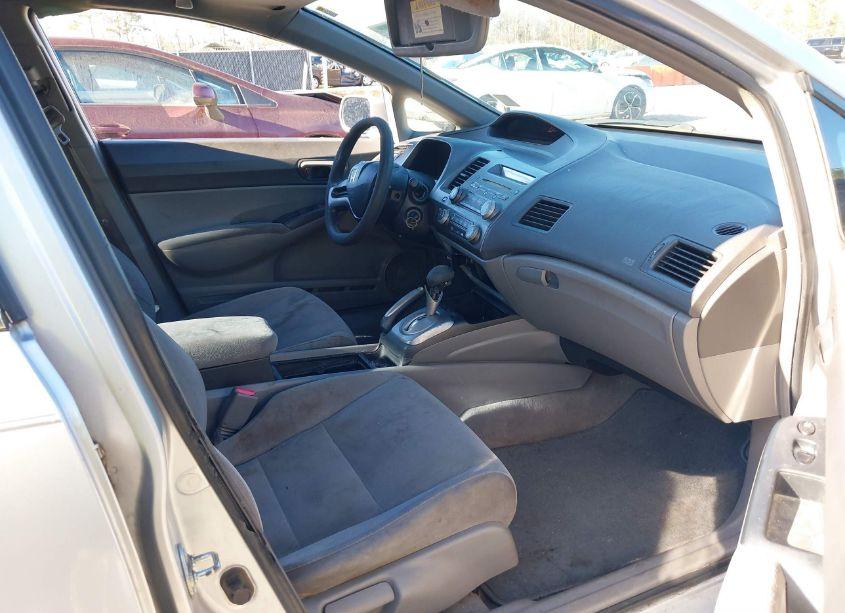 Photo 5 of 2006 Honda Civic LX (VIN 1HGFA16586L133453)