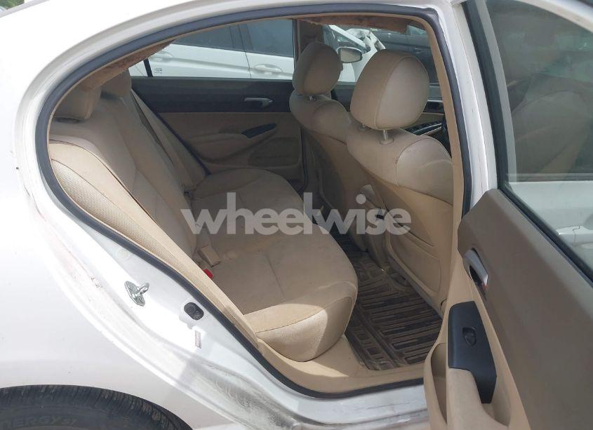 Photo 8 of 2007 Honda Civic LX (VIN 1HGFA16587L002332)