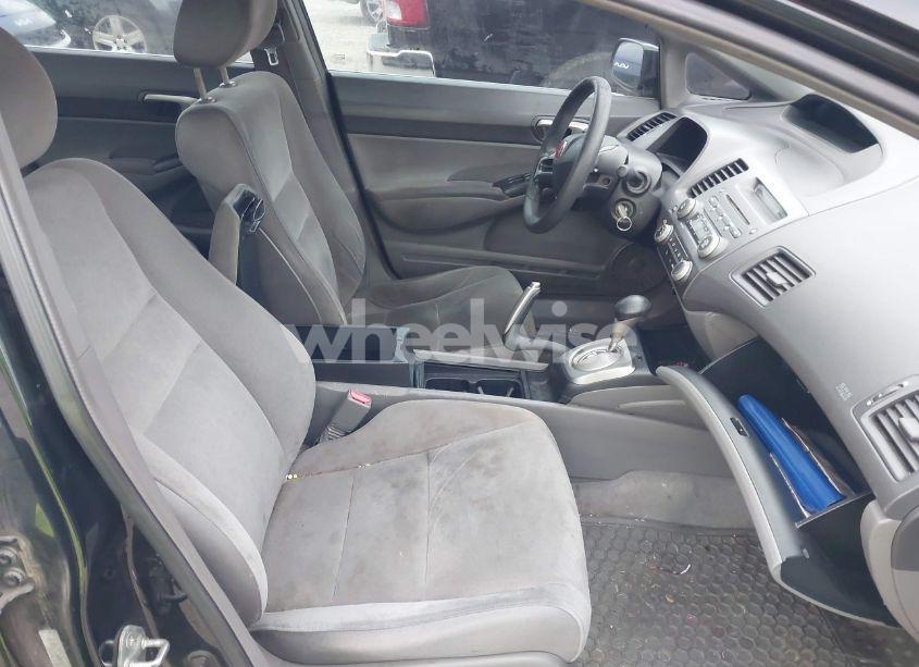 Photo 5 of 2007 Honda Civic LX (VIN 1HGFA16587L010771)