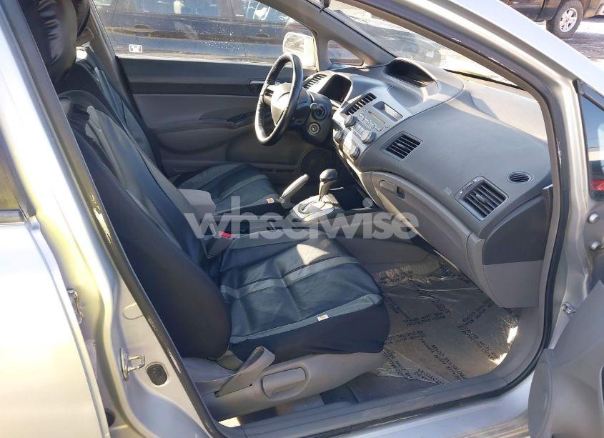 Photo 5 of 2007 Honda Civic LX (VIN 1HGFA16587L043799)