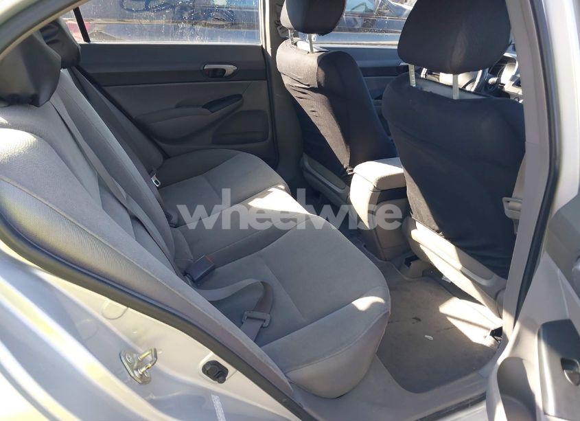 Photo 8 of 2007 Honda Civic LX (VIN 1HGFA16587L043799)