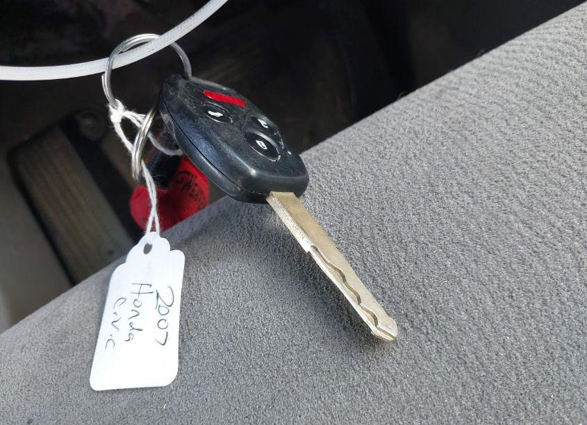 Photo 11 of 2007 Honda Civic LX (VIN 1HGFA16587L111339)