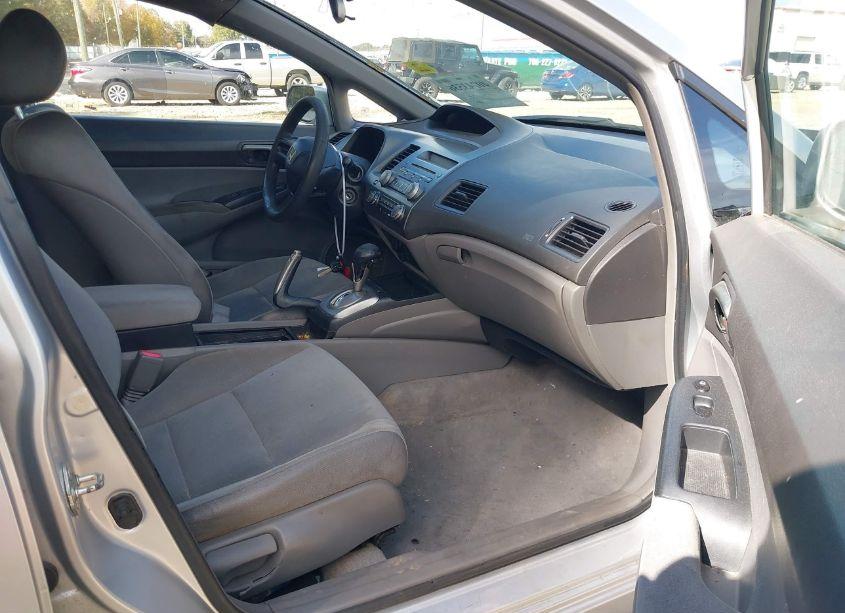 Photo 5 of 2007 Honda Civic LX (VIN 1HGFA16587L111339)