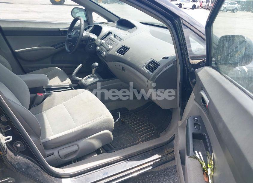 Photo 5 of 2008 Honda Civic LX (VIN 1HGFA16588L109432)