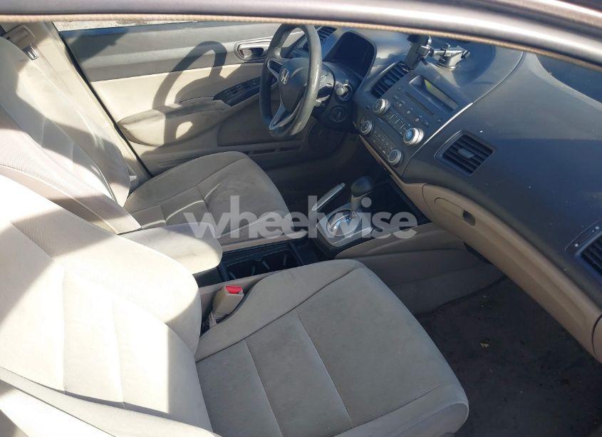 Photo 5 of 2009 Honda Civic LX (VIN 1HGFA16589L023555)