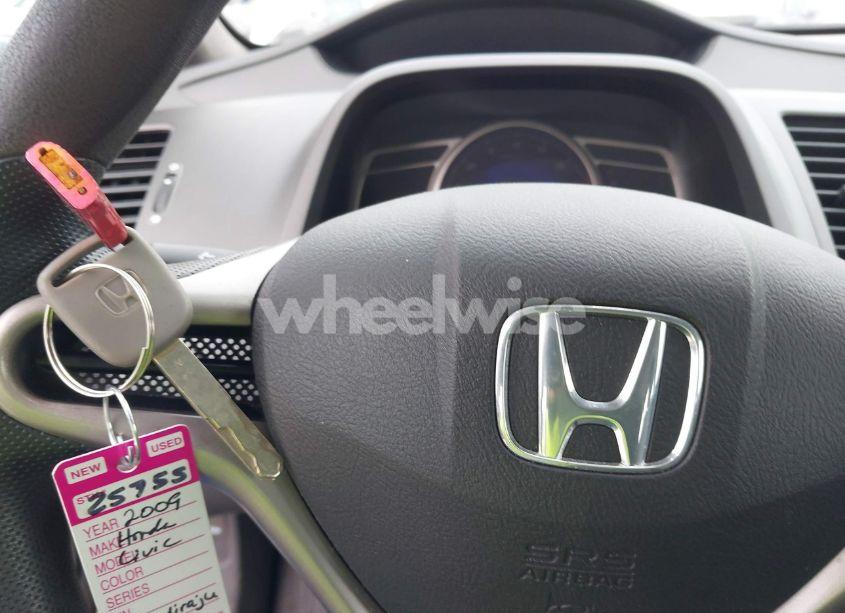 Photo 11 of 2009 Honda Civic LX (VIN 1HGFA16589L025483)