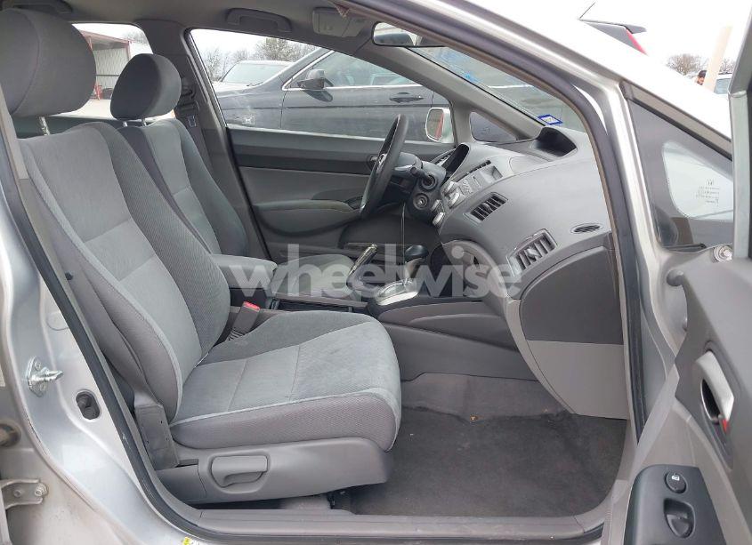 Photo 5 of 2009 Honda Civic LX (VIN 1HGFA16589L025483)