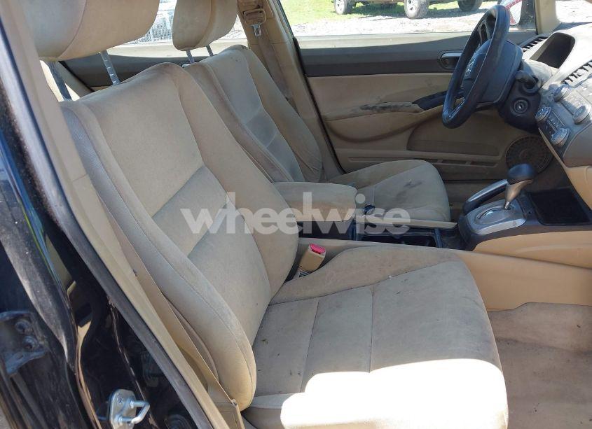 Photo 5 of 2006 Honda Civic LX (VIN 1HGFA16596L000913)