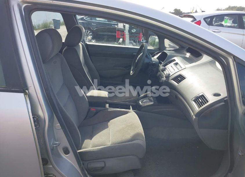 Photo 5 of 2006 Honda Civic LX (VIN 1HGFA16596L066524)