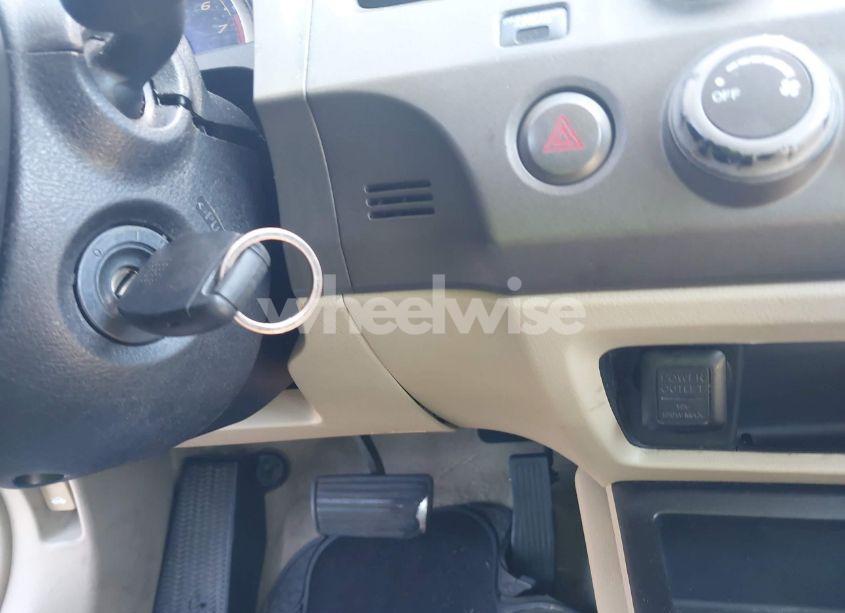 Photo 11 of 2006 Honda Civic LX (VIN 1HGFA16596L106200)