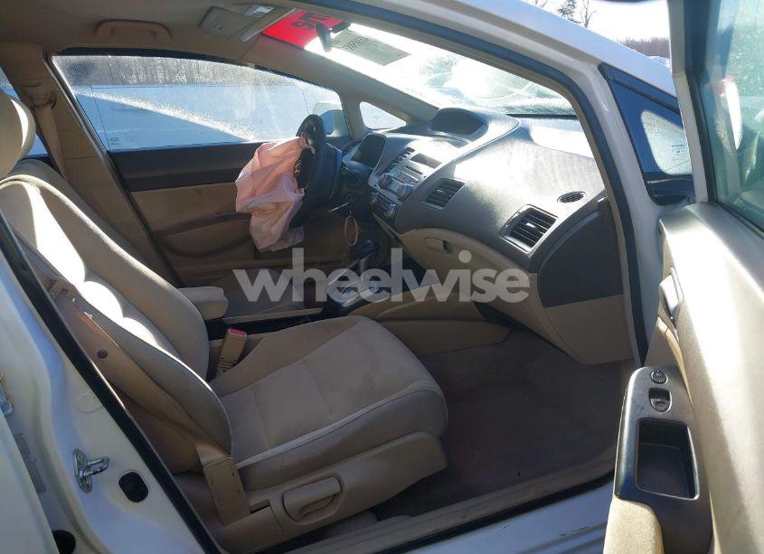 Photo 5 of 2006 Honda Civic LX (VIN 1HGFA16596L113776)