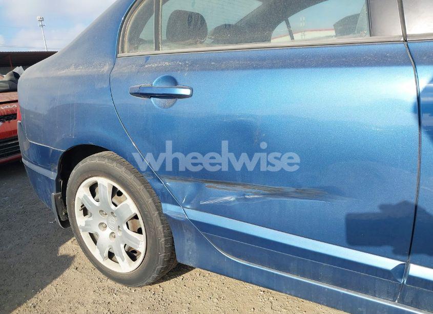 Photo 6 of 2007 Honda Civic LX (VIN 1HGFA16597L016322)