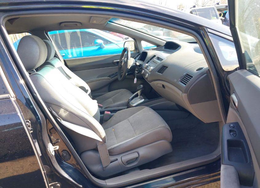 Photo 5 of 2007 Honda Civic LX (VIN 1HGFA16597L018796)