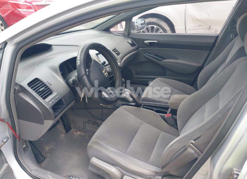 Photo 5 of 2007 Honda Civic LX (VIN 1HGFA16597L042323)