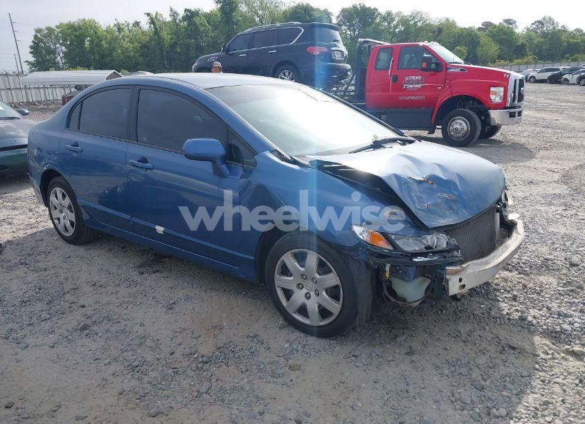 2007 Honda Civic LX (VIN 1HGFA16597L102603) main photo