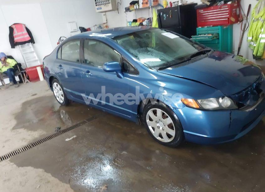 2007 Honda Civic LX (VIN 1HGFA16597L103900) main photo