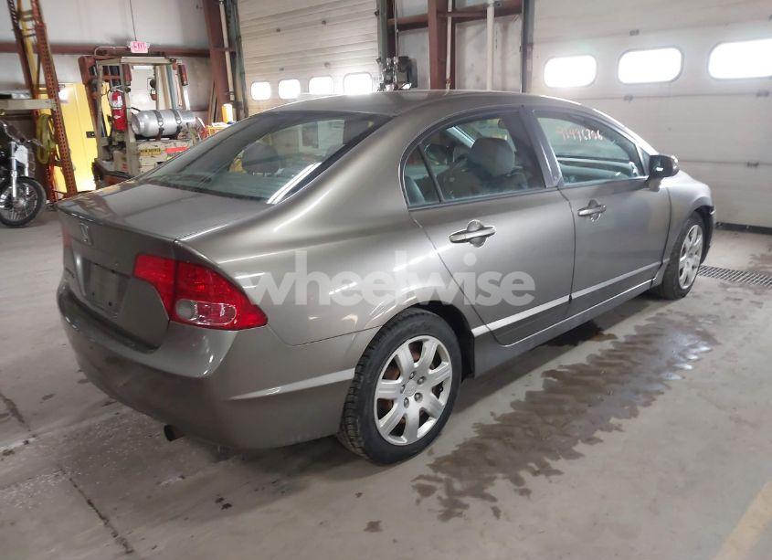 Photo 4 of 2008 Honda Civic LX (VIN 1HGFA16598L028553)