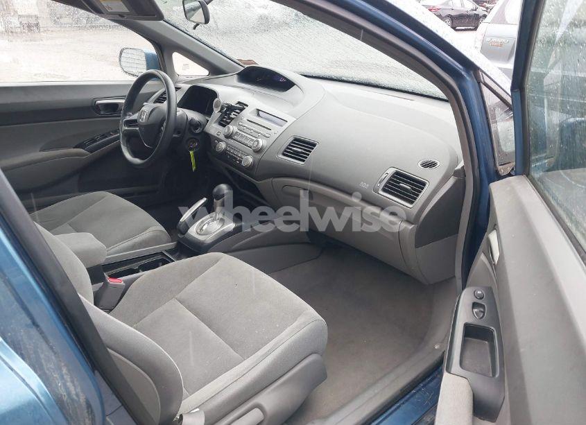 Photo 5 of 2008 Honda Civic LX (VIN 1HGFA16598L047135)