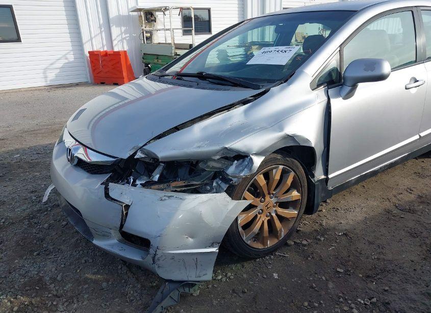 Photo 6 of 2009 Honda Civic LX (VIN 1HGFA16599L009552)