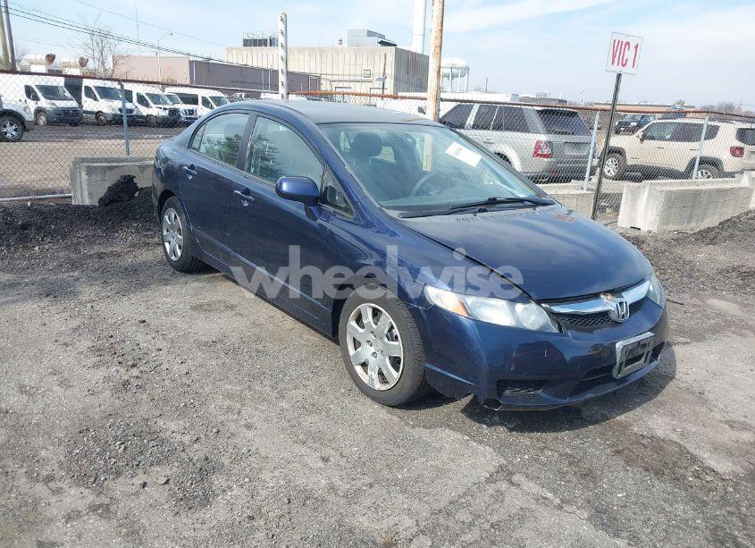 2009 Honda Civic LX (VIN 1HGFA16599L024679) main photo