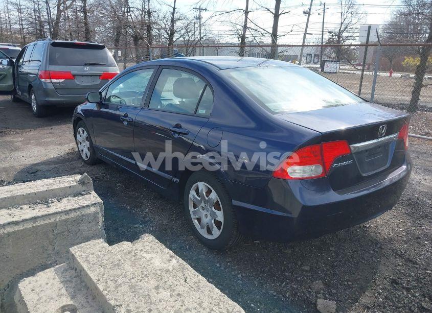 Photo 3 of 2009 Honda Civic LX (VIN 1HGFA16599L024679)