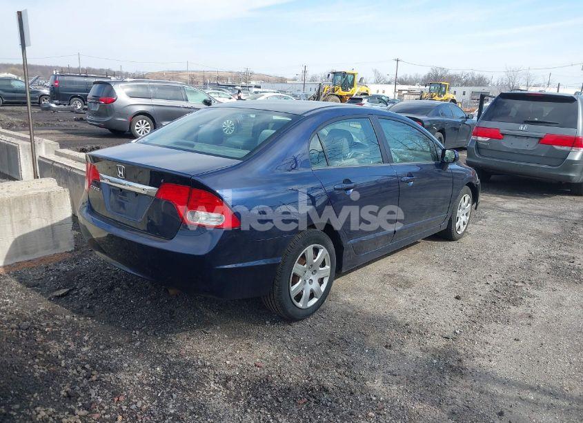 Photo 4 of 2009 Honda Civic LX (VIN 1HGFA16599L024679)