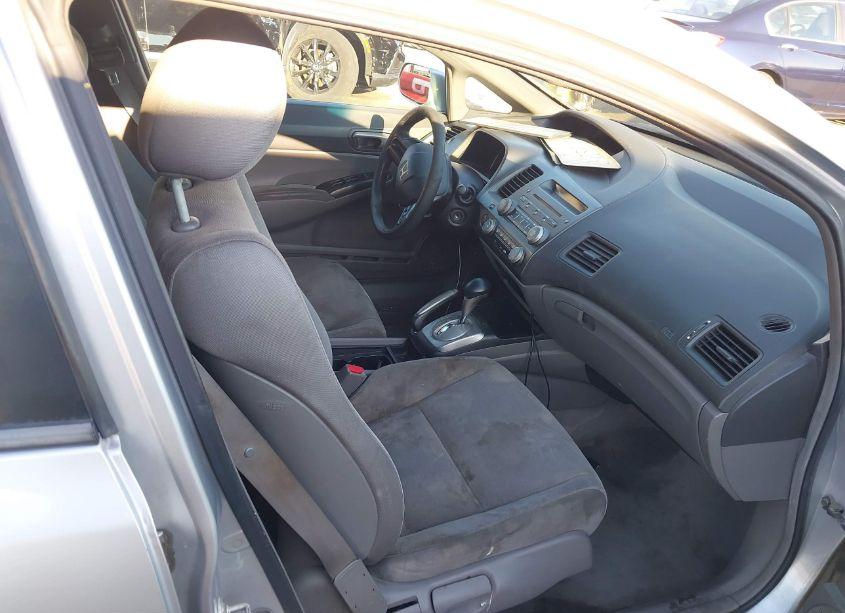 Photo 5 of 2006 Honda Civic LX (VIN 1HGFA165X6L066631)