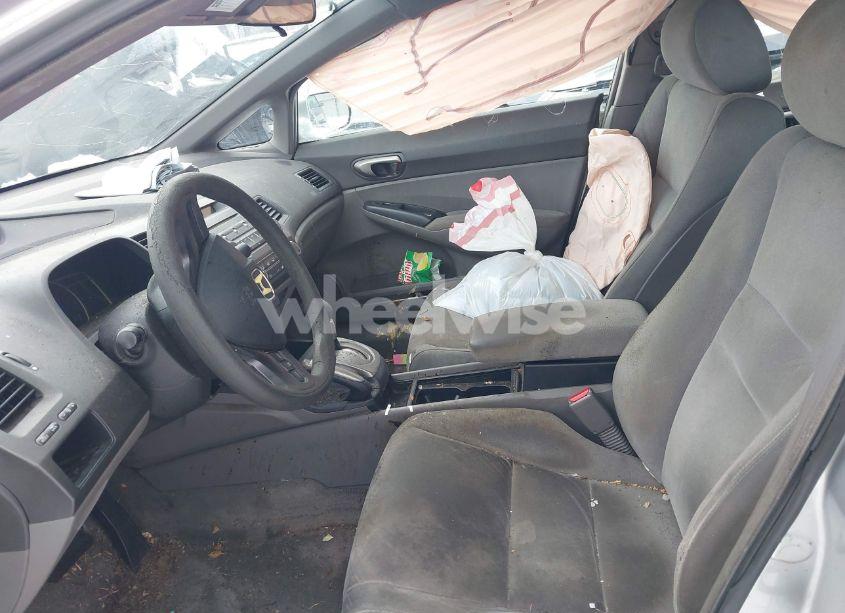 Photo 5 of 2006 Honda Civic LX (VIN 1HGFA165X6L095658)