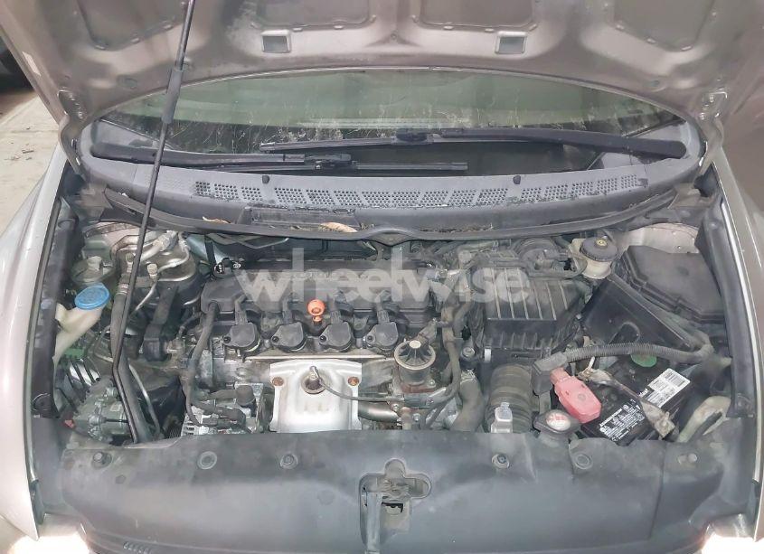 Photo 10 of 2006 Honda Civic LX (VIN 1HGFA165X6L098236)