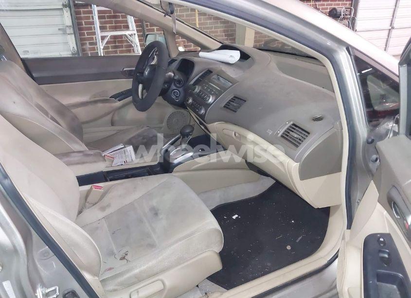 Photo 5 of 2006 Honda Civic LX (VIN 1HGFA165X6L098236)