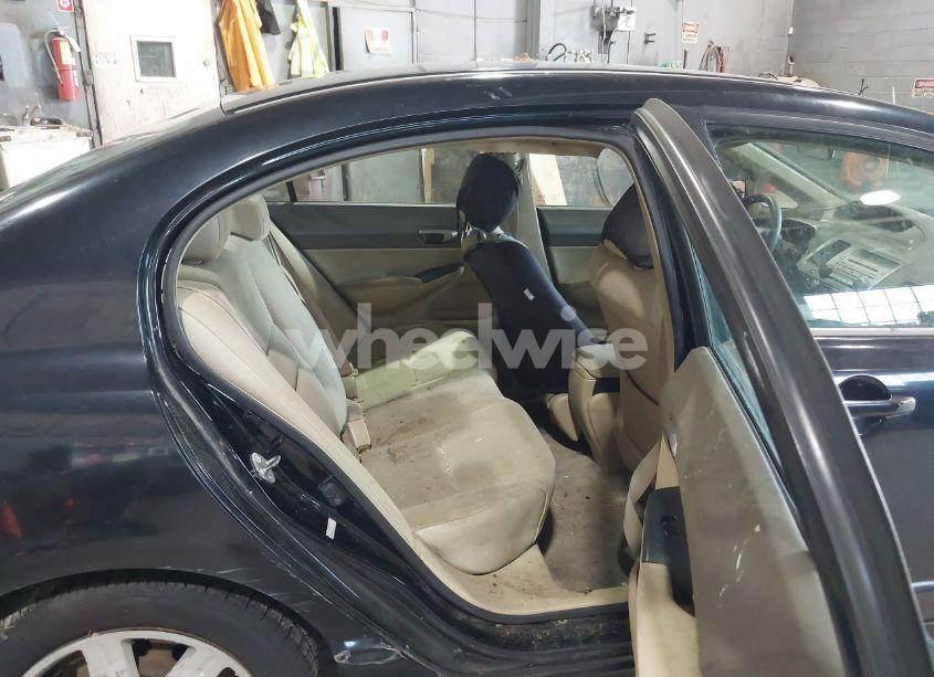 Photo 8 of 2006 Honda Civic LX (VIN 1HGFA165X6L103659)