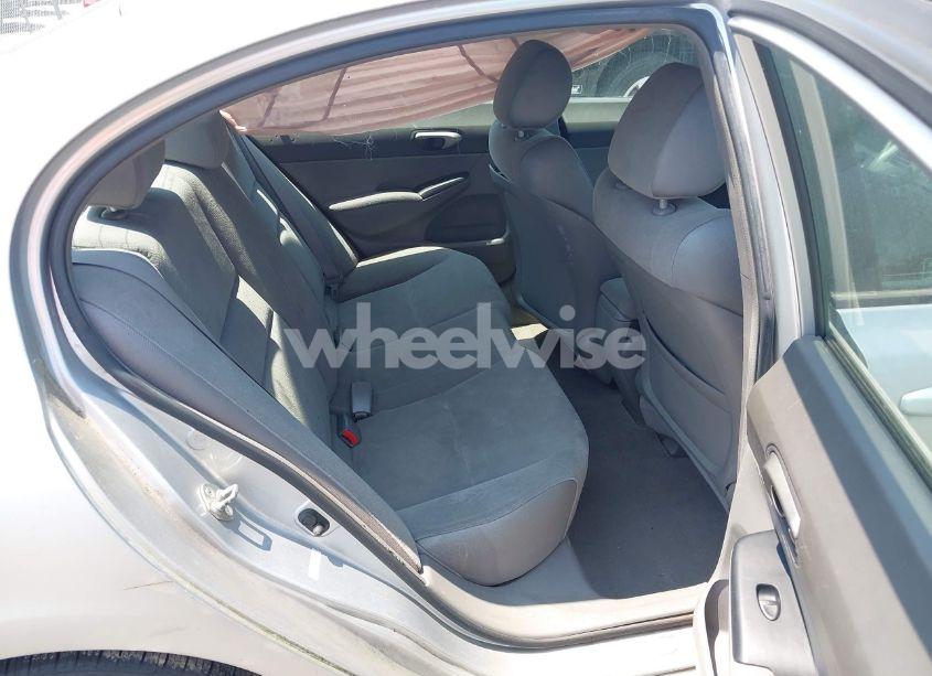 Photo 8 of 2006 Honda Civic LX (VIN 1HGFA165X6L109137)