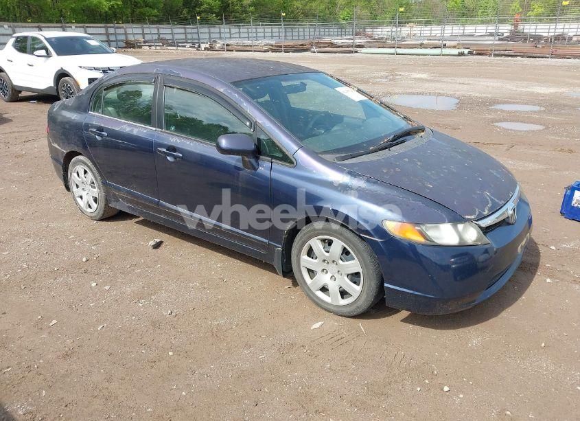 2006 Honda Civic LX (VIN 1HGFA165X6L135110) main photo