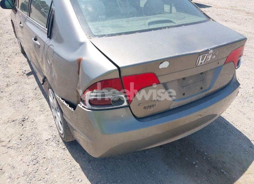 Photo 10 of 2006 Honda Civic LX (VIN 1HGFA165X6L151906)