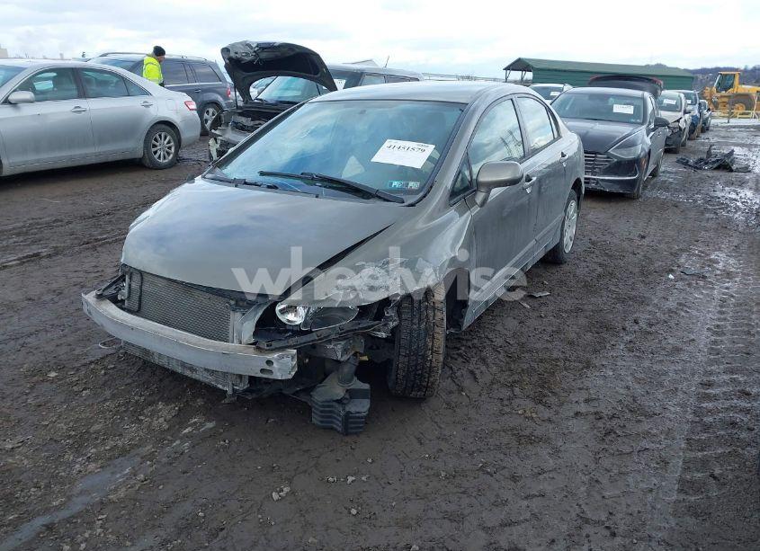 Photo 2 of 2007 Honda Civic LX (VIN 1HGFA165X7L002672)