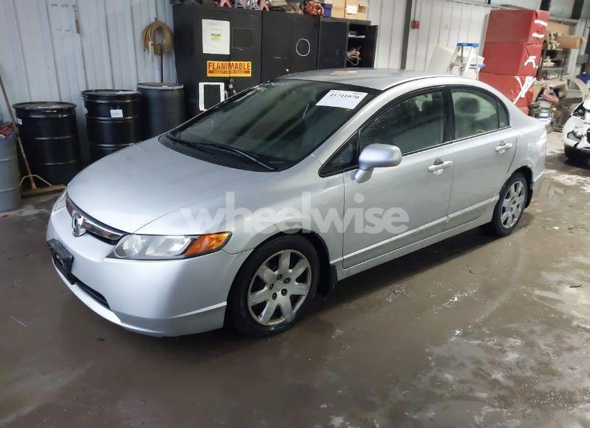 Photo 2 of 2007 Honda Civic LX (VIN 1HGFA165X7L007001)