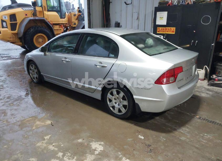 Photo 3 of 2007 Honda Civic LX (VIN 1HGFA165X7L007001)