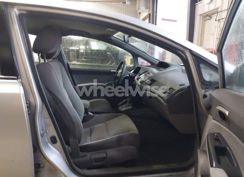 Photo 5 of 2007 Honda Civic LX (VIN 1HGFA165X7L007001)